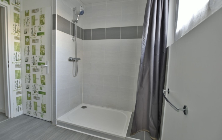 3 Pièces CHOLET (49300)  63 m2 99 900 € 