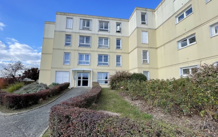 3 Pièces CHOLET (49300)  63 m2 99 900 € 