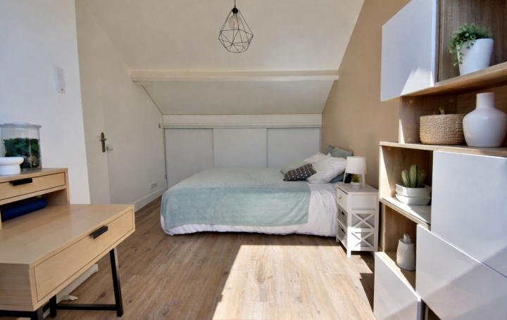 Maison CHOLET (49300)  136 m2 318 725 € 
