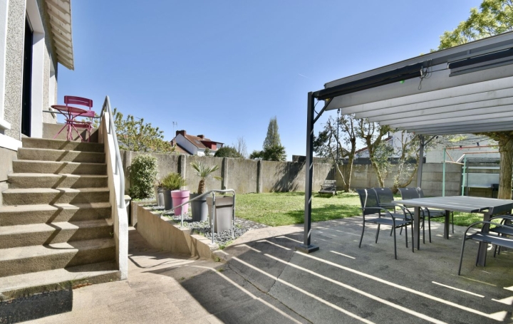 Maison CHOLET (49300)  136 m2 318 725 € 