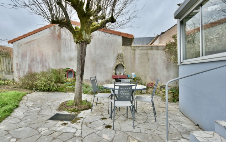 Maison CHOLET (49300)  100 m2 262 500 € 