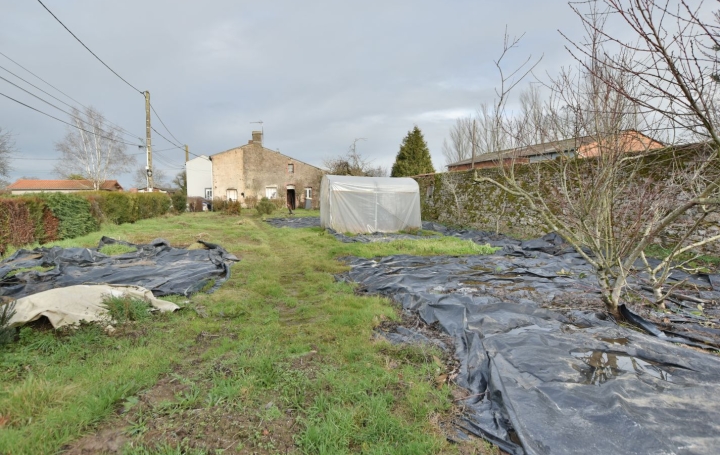 Maison LA SEGUINIERE (49280)  125 m2 85 200 € 