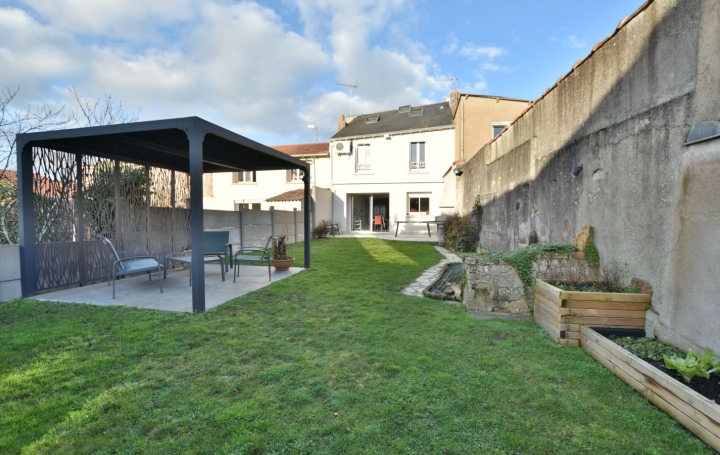 Maison / Villa CHOLET (49300) 140 m<sup>2</sup> 299 900 € 