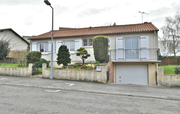Maison / Villa CHOLET (49300) 101 m<sup>2</sup> 189 000 € 