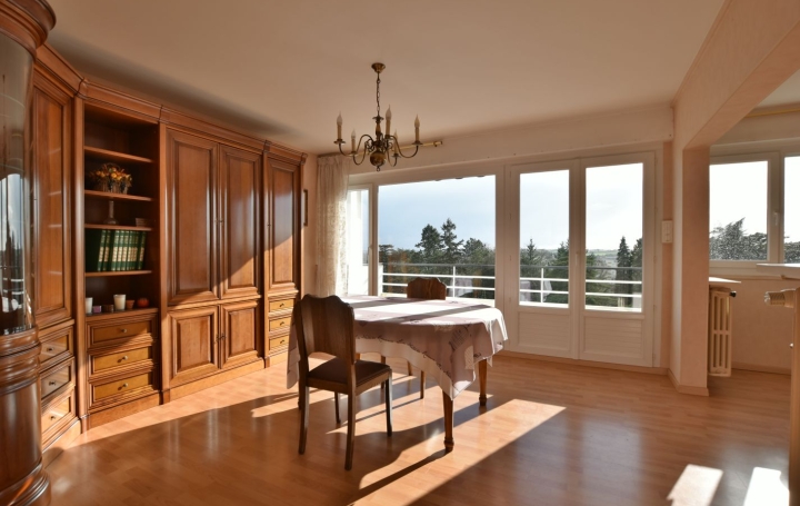 4 Pièces CHOLET (49300)  70 m2 143 100 € 