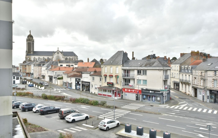 4 Pièces CHOLET (49300)  88 m2 152 250 € 