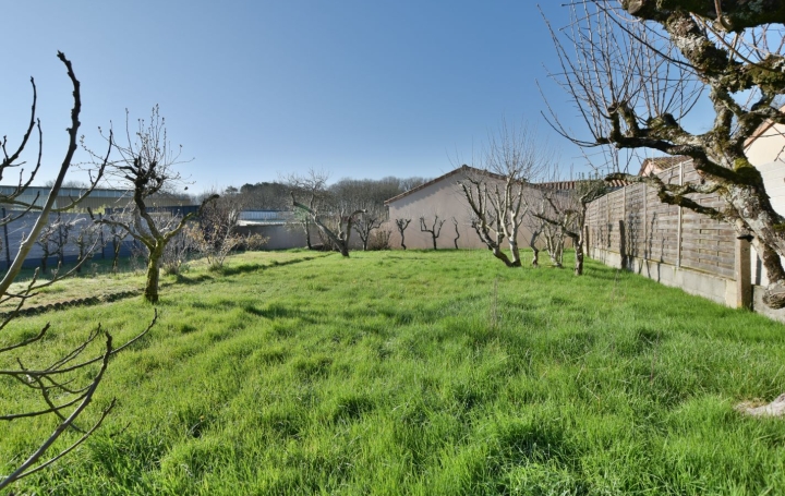 Maison SAINT-LEGER-SOUS-CHOLET (49280)  101 m2 209 900 € 