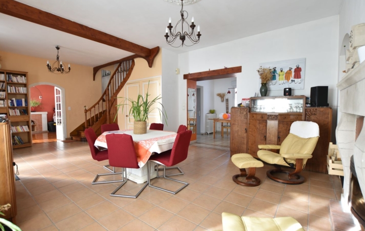 Maison CHOLET (49300)  200 m2 449 800 € 