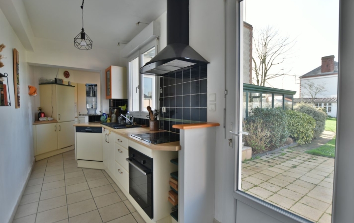 Maison CHOLET (49300)  200 m2 449 800 € 