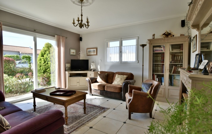 Maison CHOLET (49300)  195 m2 457 600 € 