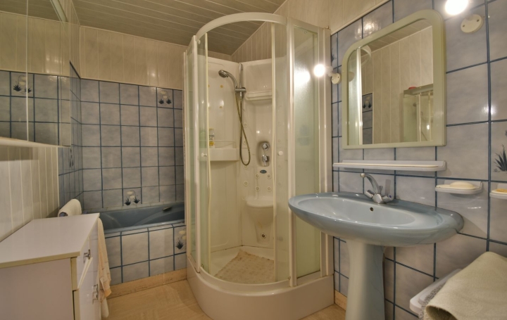 Maison CHOLET (49300)  140 m2 263 000 € 