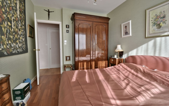 5 Pièces CHOLET (49300)  119 m2 259 900 € 