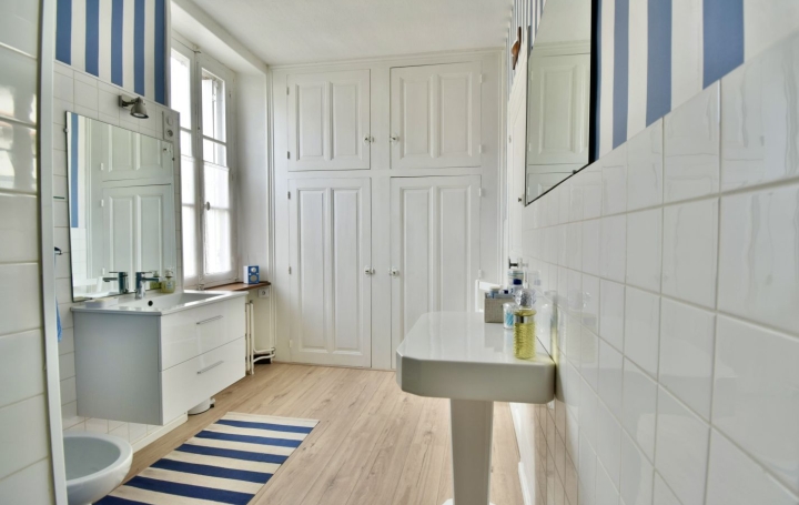 Maison TREMENTINES (49340)  180 m2 199 500 € 
