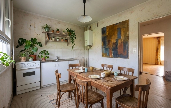 2 Pièces CHOLET (49300)  47 m2 80 250 € 