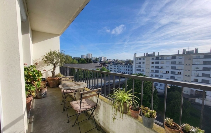 2 Pièces CHOLET (49300)  47 m2 80 250 € 