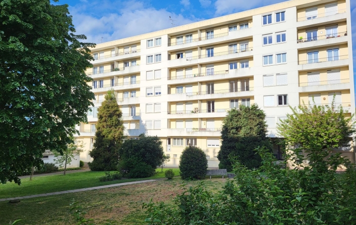 Appartement CHOLET (49300) 47 m<sup>2</sup> 80 250 € 
