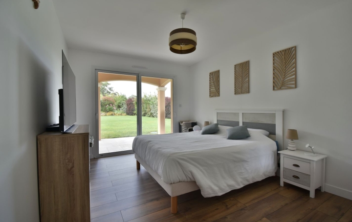 Maison CHOLET (49300)  210 m2 592 800 € 