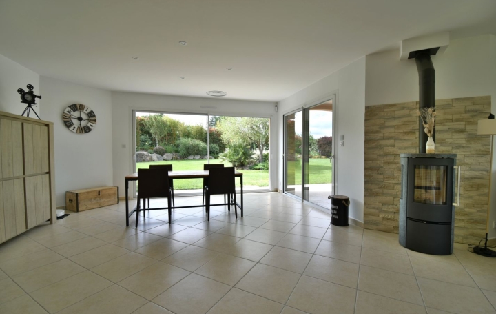 Maison CHOLET (49300)  210 m2 592 800 € 