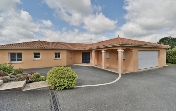Maison CHOLET (49300)  210 m2 592 800 € 