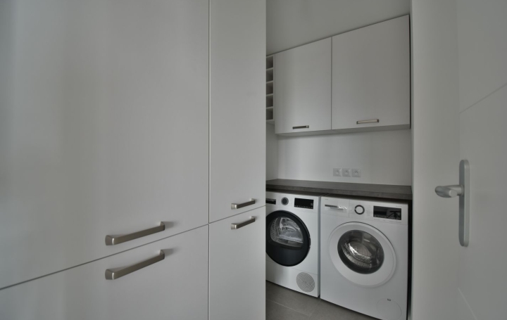 5 Pièces CHOLET (49300)  104 m2 364 000 € 