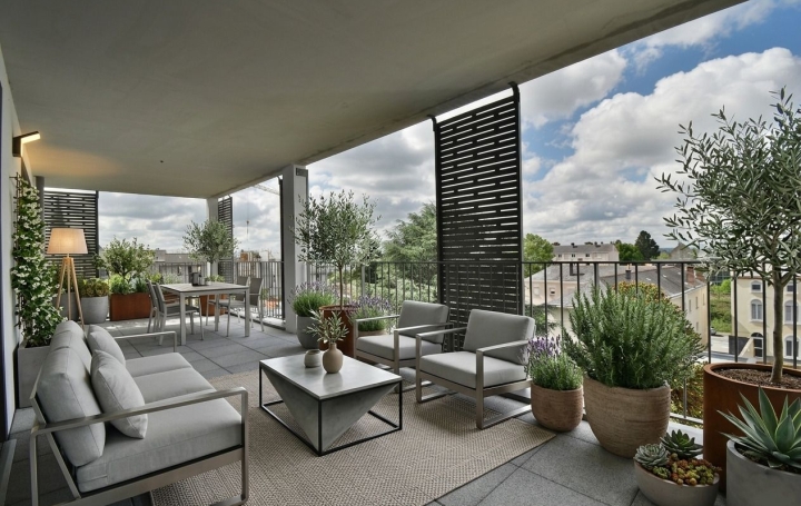5 Pièces CHOLET (49300)  104 m2 364 000 € 