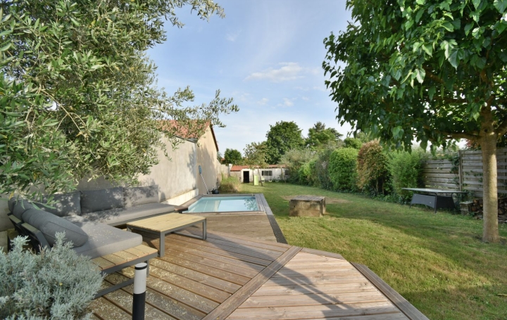 Maison LE MAY-SUR-EVRE (49122)  118 m2 252 000 € 