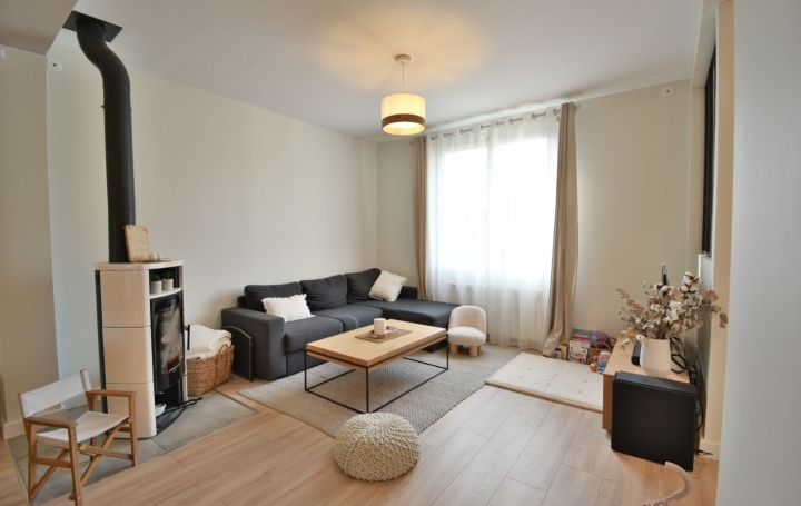 Maison LE MAY-SUR-EVRE (49122)  118 m2 252 000 € 