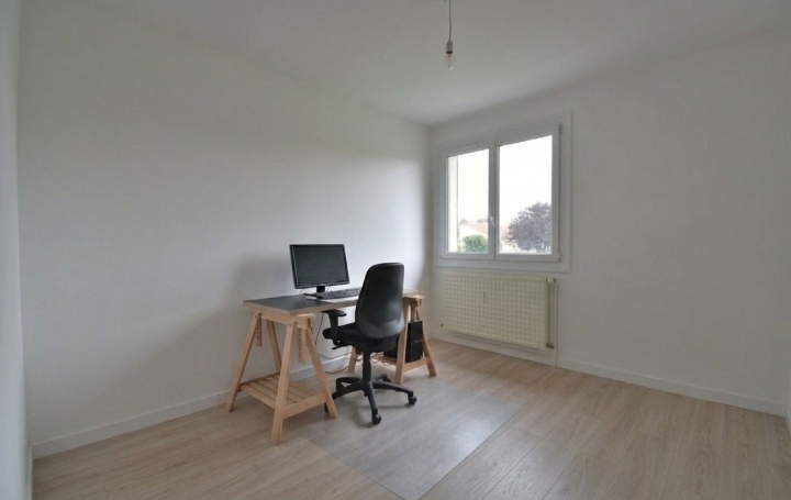 Maison CHOLET (49300)  89 m2 210 000 € 