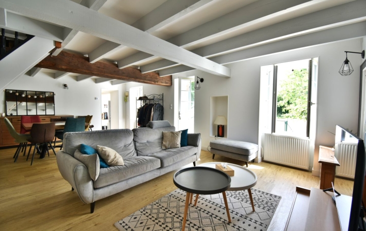 Maison VEZINS (49340)  67 m2 167 900 € 