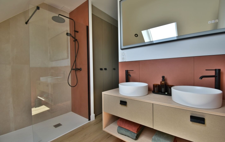 Maison CHOLET (49300)  133 m2 374 400 € 