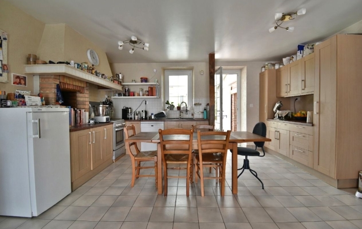 Maison TORFOU (49660)  159 m2 297 825 € 
