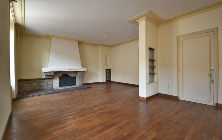 Immeuble CHOLET (49300)  315 m2 426 400 € 