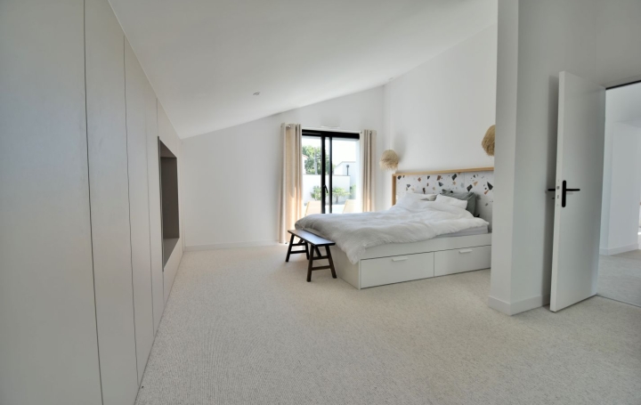 Maison CHOLET (49300)  180 m2 634 400 € 