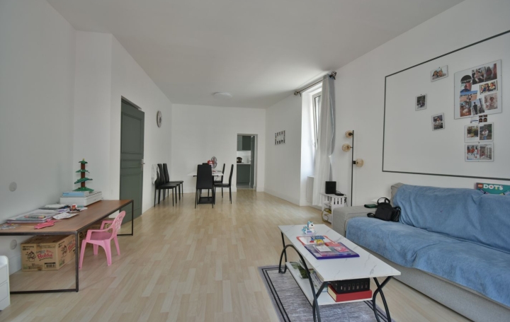 8 Pièces CHOLET (49300)  188 m2 332 000 € 