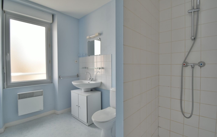 Maison YZERNAY (49360)  80 m2 101 175 € 