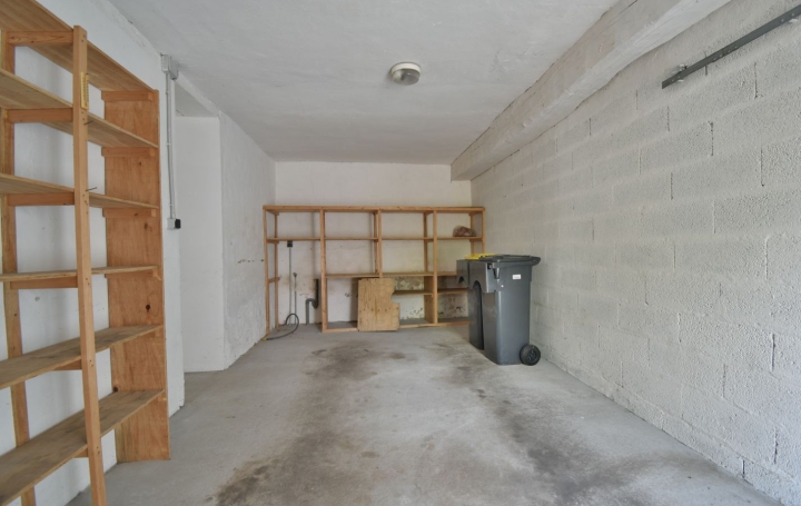 Maison YZERNAY (49360)  80 m2 101 175 € 