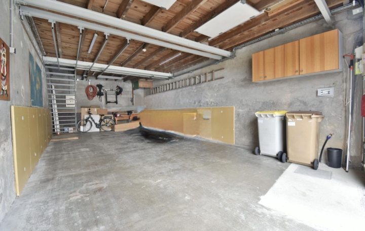 Garage CHOLET (49300)  52 m2 116 600 € 
