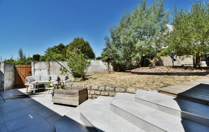 Maison CHOLET (49300)  166 m2 379 600 € 