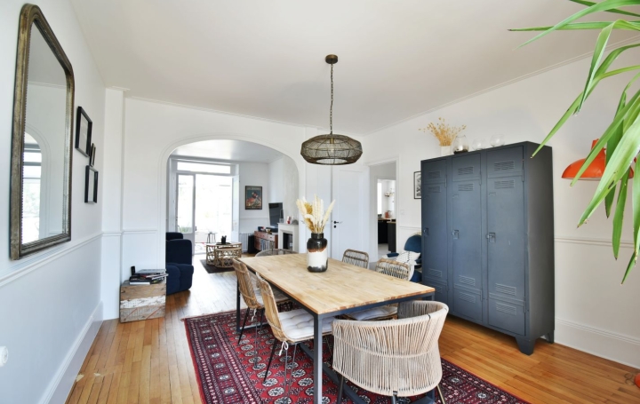 Maison CHOLET (49300)  166 m2 379 600 € 