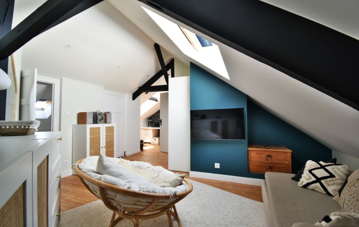 Maison CHOLET (49300)  166 m2 379 600 € 