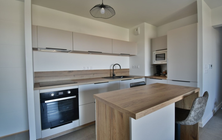 3 Pièces CHOLET (49300)  70 m2 249 000 € 