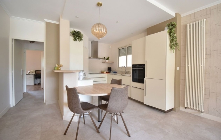 3 Pièces CHOLET (49300)  78 m2 219 900 € 