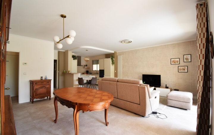 3 Pièces CHOLET (49300)  78 m2 219 900 € 