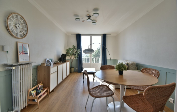 4 Pièces CHOLET (49300)  67 m2 148 400 € 