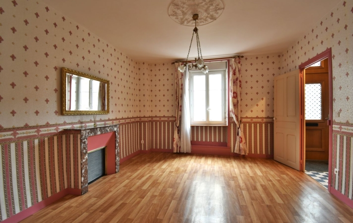 Maison CHOLET (49300)  86 m2 157 500 € 