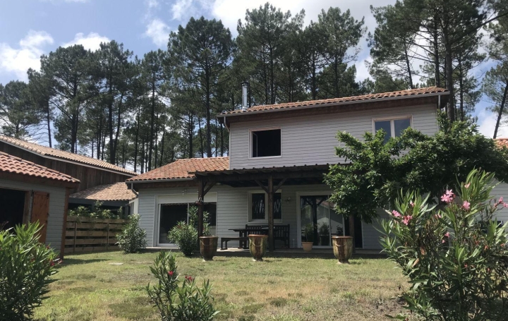 Réseau Immo-diffusion : Maison  LEON  175 m2 632 000 € 