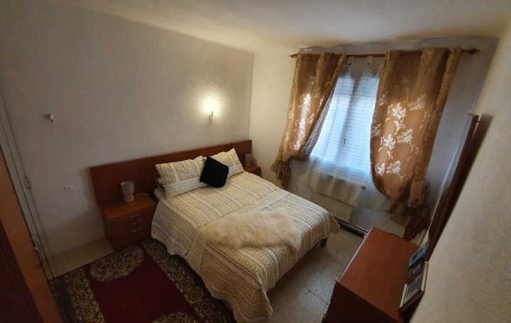 4 Pièces BEZIERS (34500)  74 m2 76 000 € 