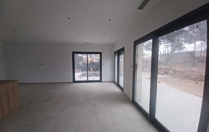 Maison VENDRES (34350)  112 m2 379 000 € 