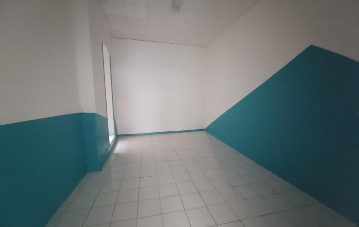 Local commercial BEZIERS (34500)  50 m2 55 000 € 