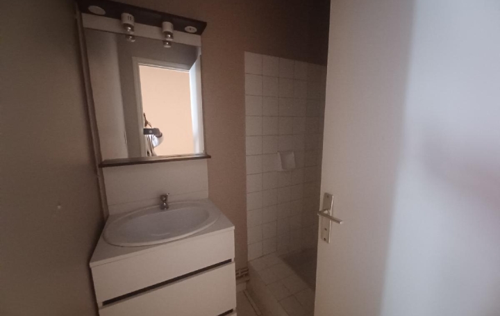 Immeuble BEZIERS (34500)  180 m2 210 000 € 